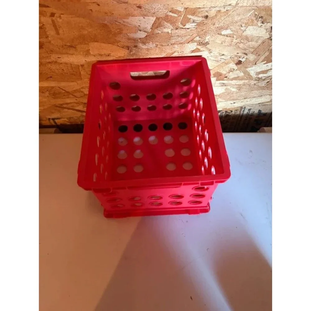 Plastic Storage Crate – Standard Size – Clean, Durable, Ready to Use